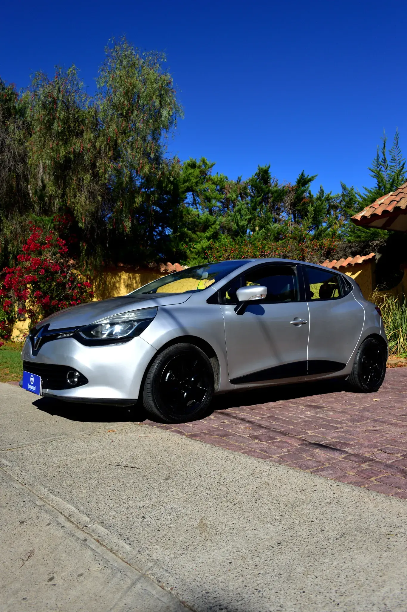 Renault Clio 1.2 Expression 2017 — foto 17