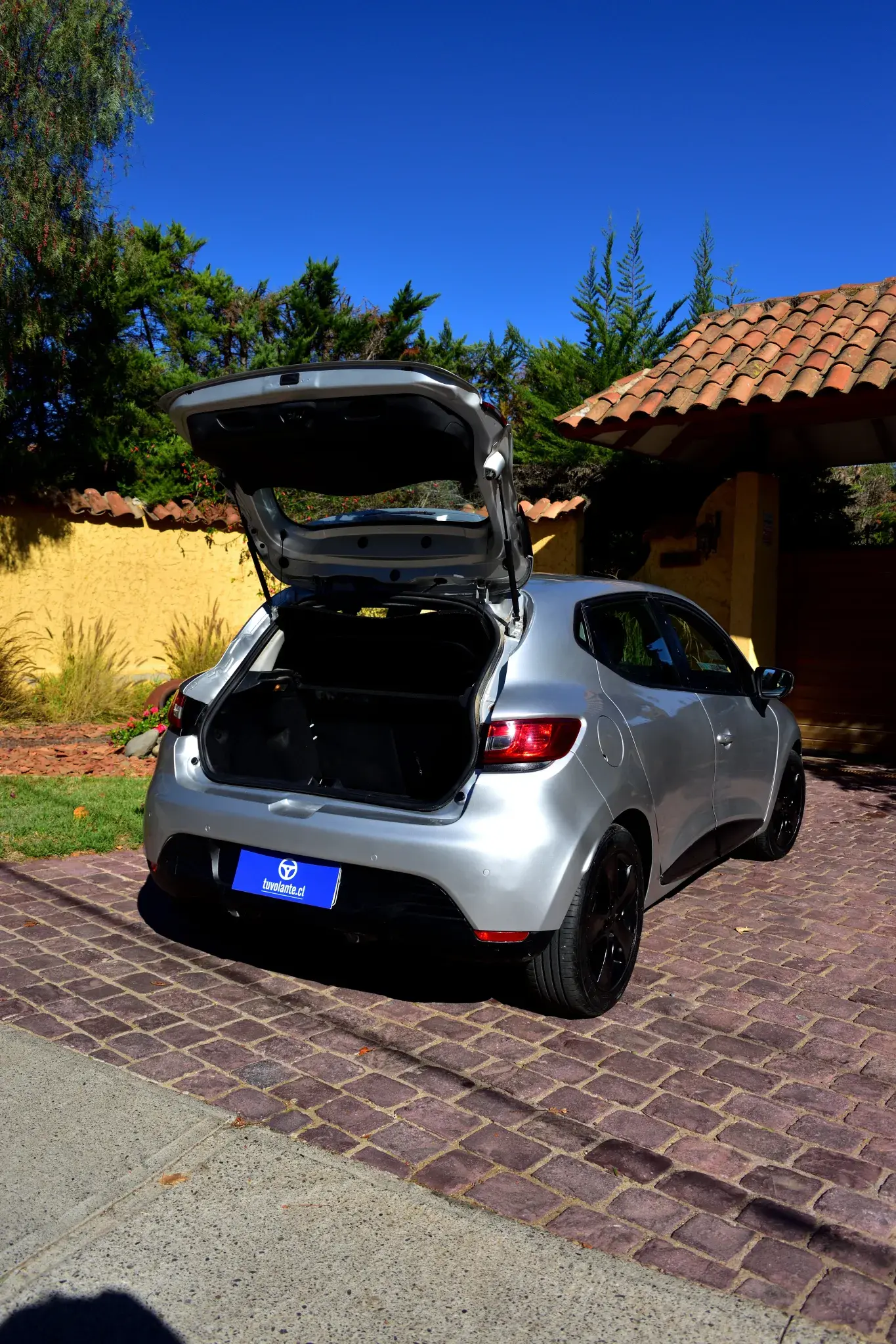 Renault Clio 1.2 Expression 2017 — foto 18
