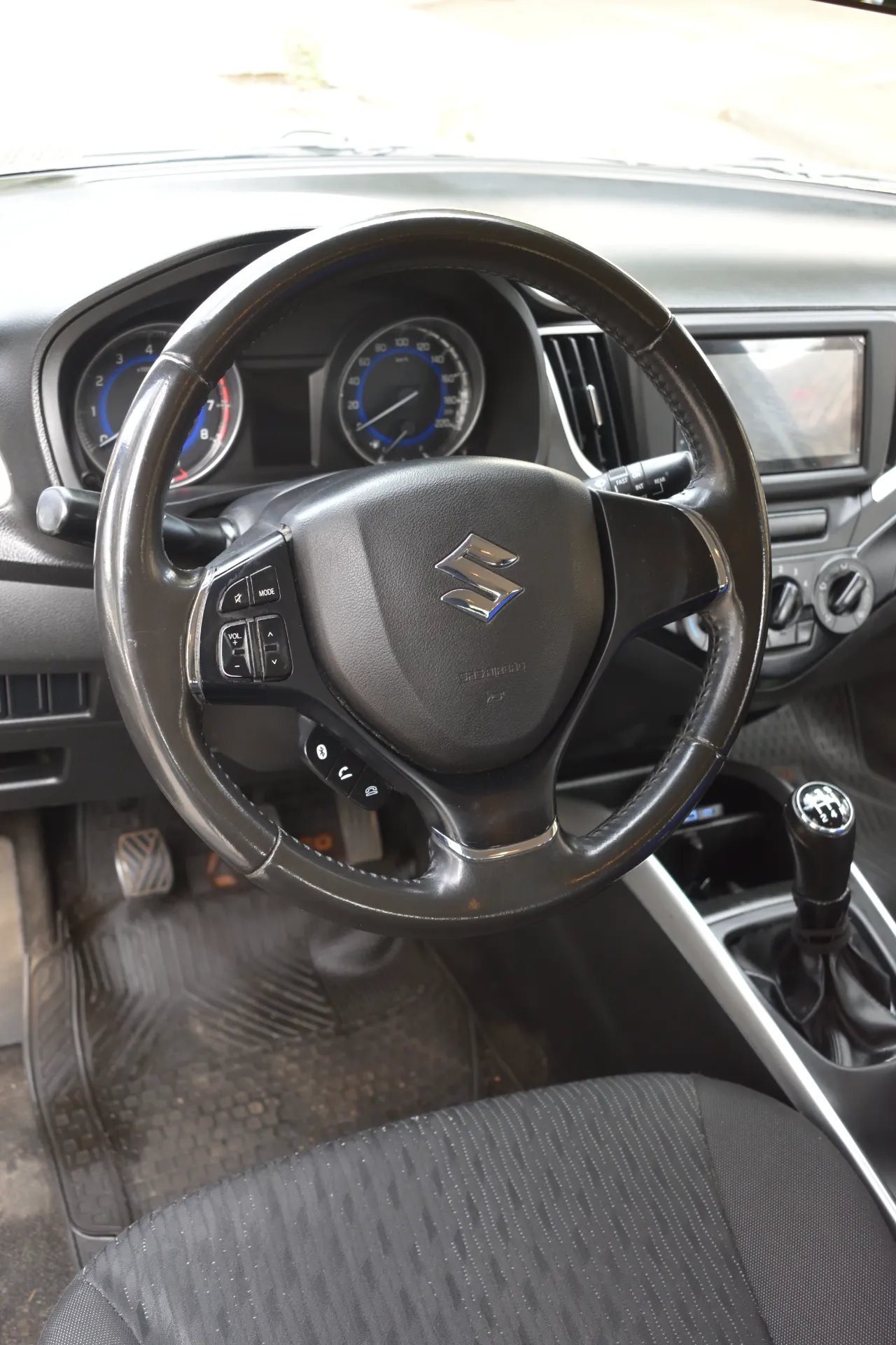 Suzuki Baleno GLS 2019 — foto 10