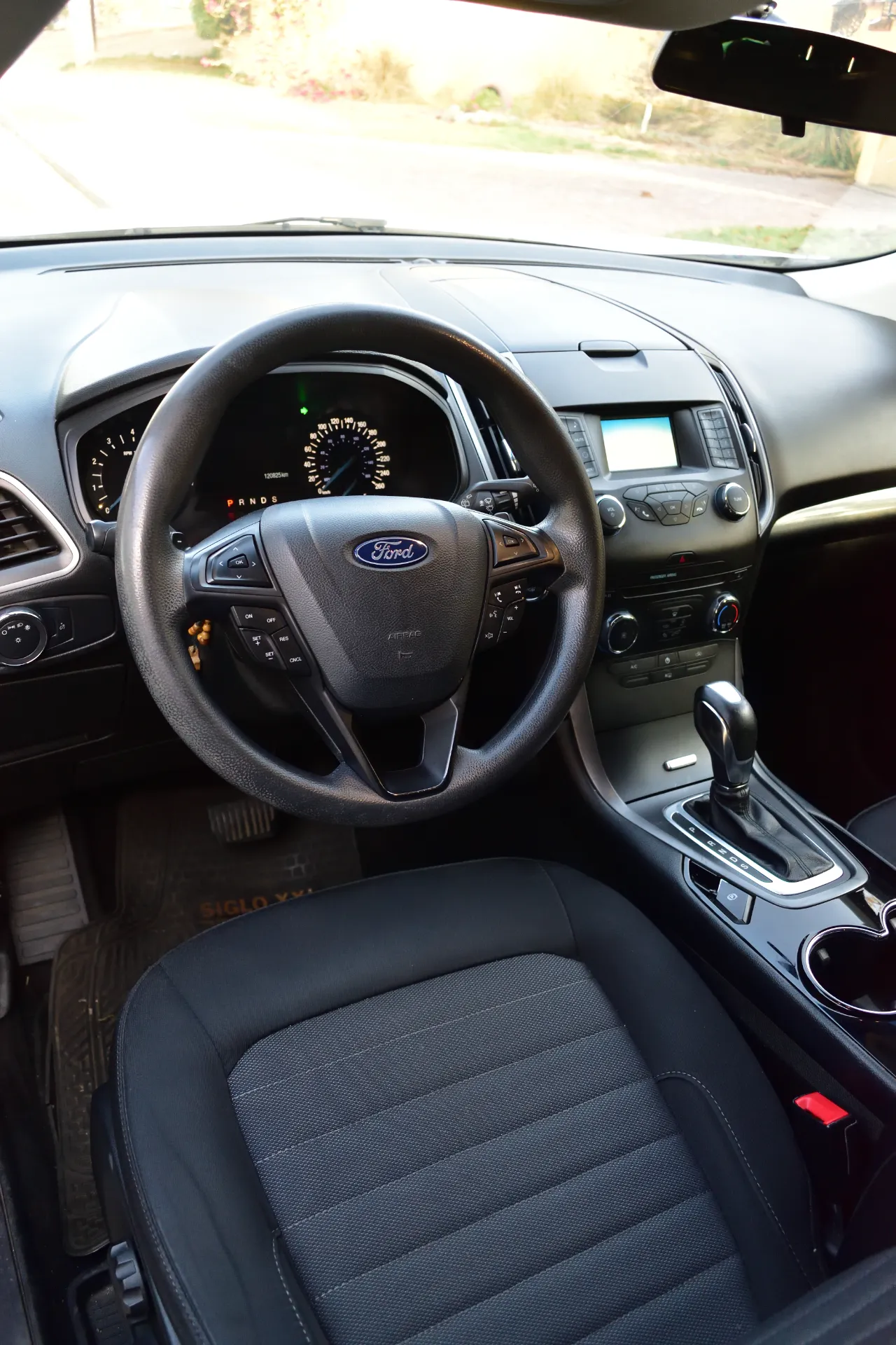 Ford Edge 2019 — foto 8