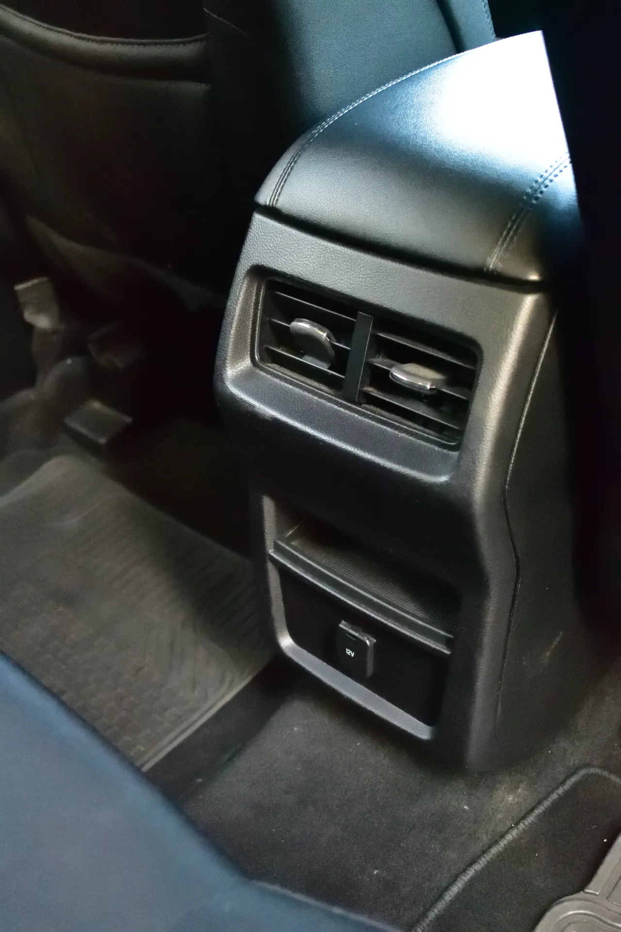 Ford Edge 2019 — foto 12