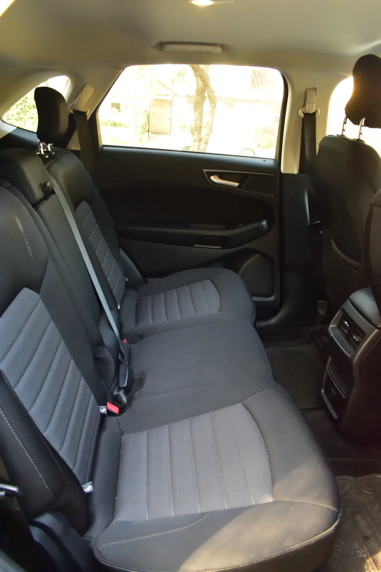 Ford Edge 2019 — foto 16