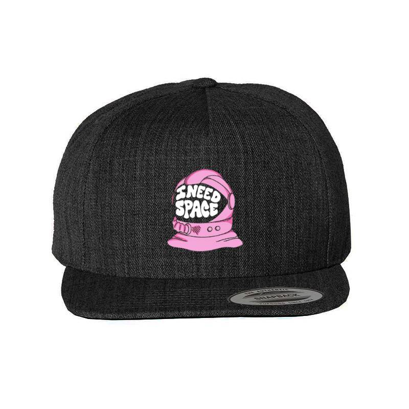 I NEED SPACE Classic Cap