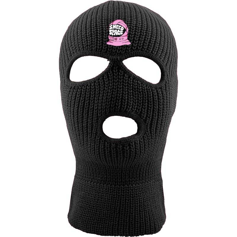 I NEED SPACE Three hole mask