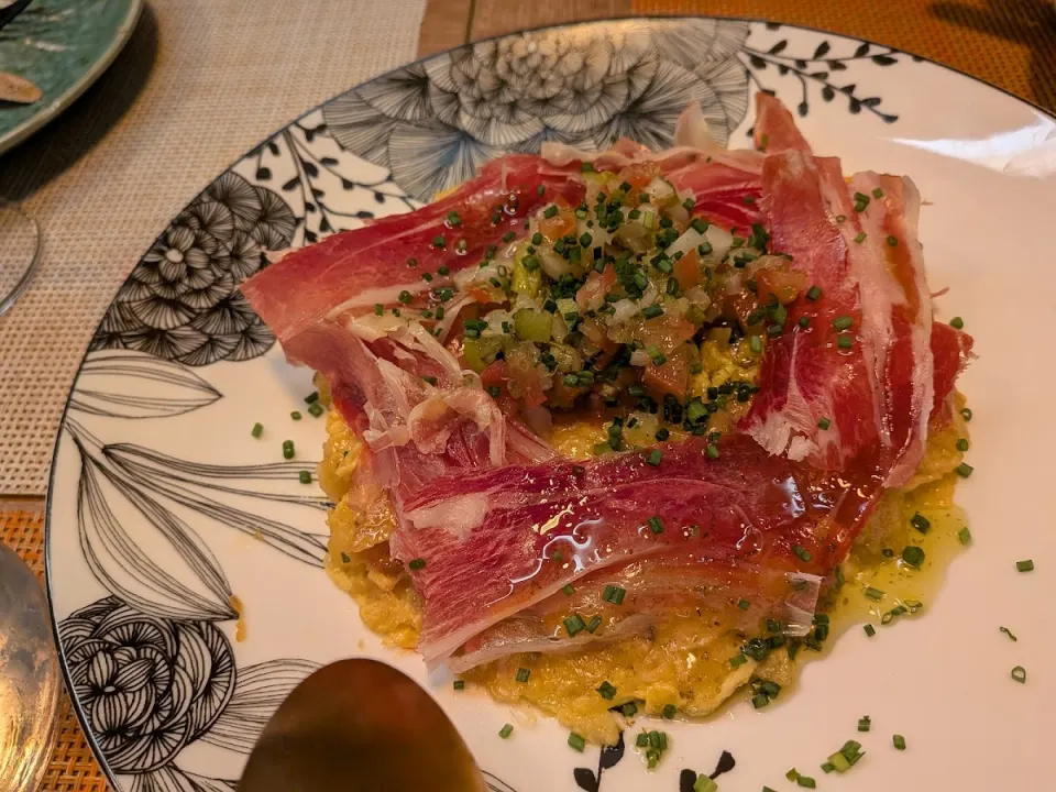 Tortilla en Ponzano Taberna Urbana
