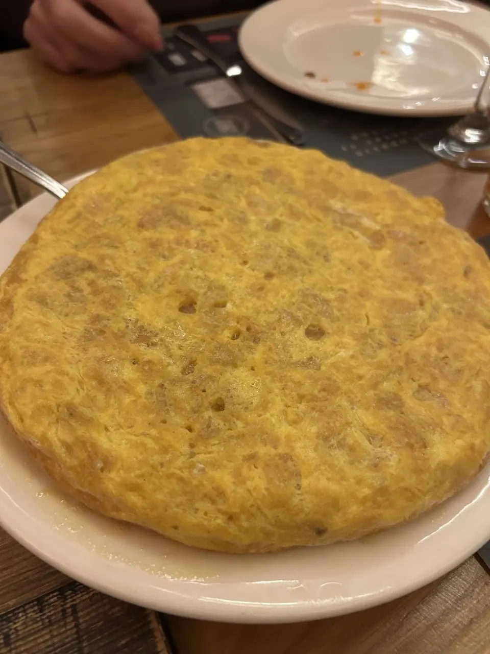 Tortilla en La Penela Barcelona. Restaurante Gallego