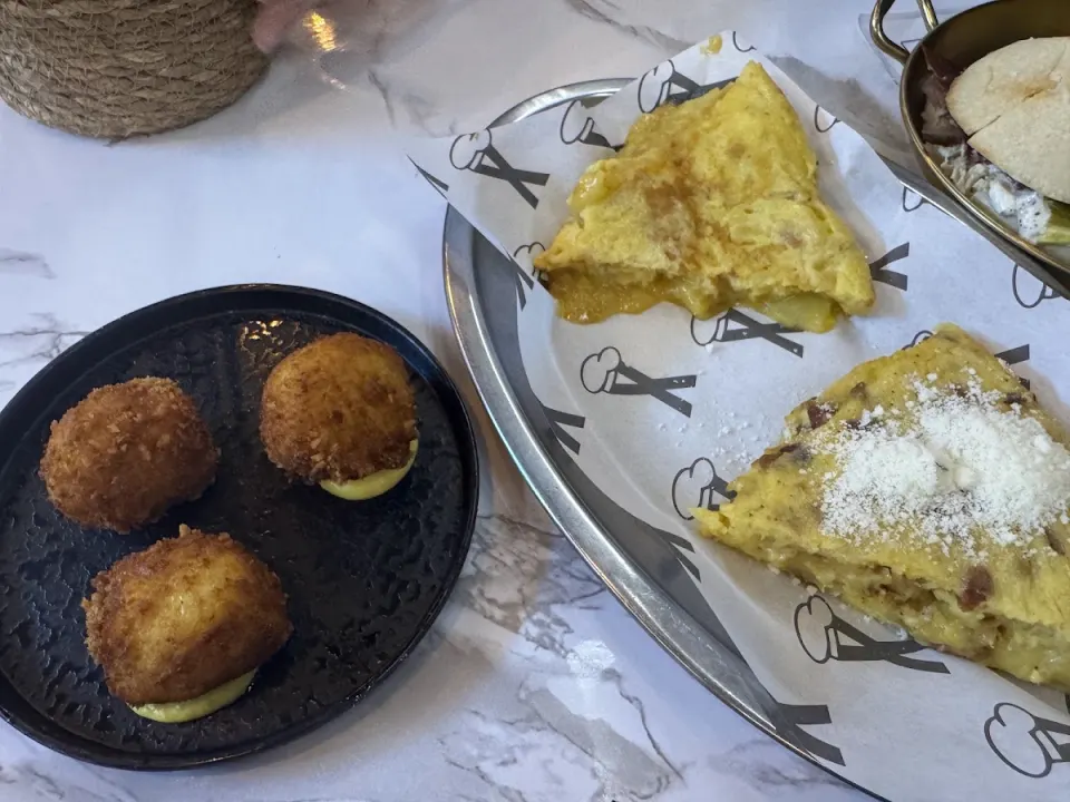 Tortilla en Tortillerxs Bar de Tapas & Take Away