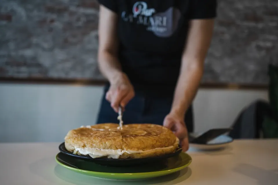 Tortilla en Bar la Mari del Lago