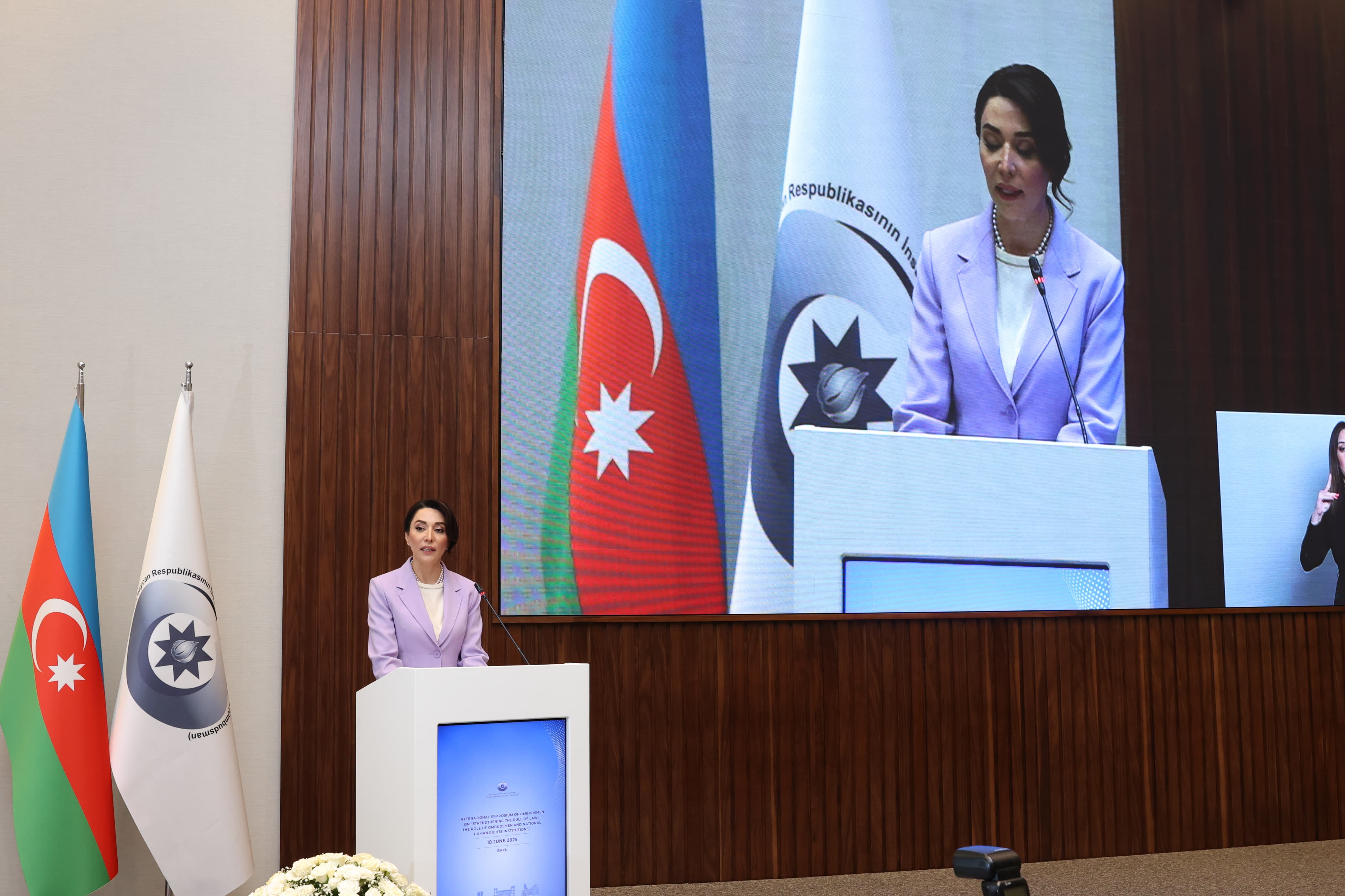 Qanunun aliliyinin gücləndirilməsi: ombudsmanların və milli insan hüquqları institutlarının rolu” mövzusunda Ombudsmanların Beynəlxalq Simpoziumu keçirilib