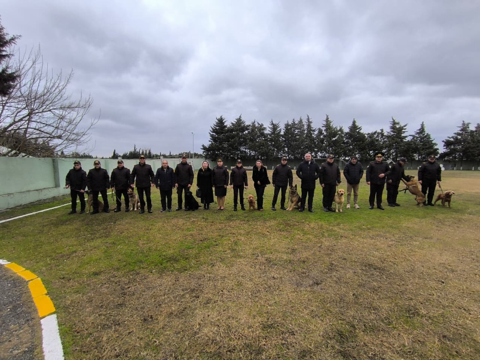 FHN yanında İctimai şura üzvləri Xüsusi Riskli Xilasetmə Xidmətində görüş keçiriblər (foto)