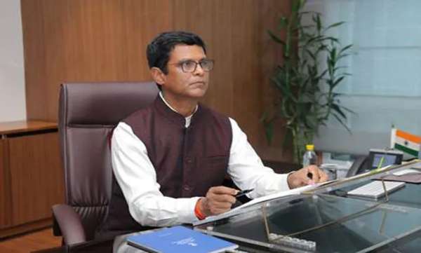 గనుల మంత్రిత్వ శాఖ నూతన కార్యదర్శిగా కేశవ్ చంద్ర (IAS) బాధ్యతల స్వీకరణ