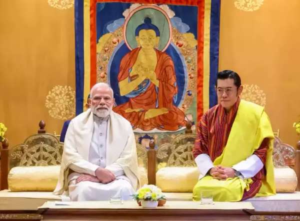 భారత్-భూటాన్ ₹4,000 కోట్లతో చట్రబద్ధ లైన్ ఆఫ్ క్రెడిట్ ఒప్పందం: ఇంధన రంగం, వైద్య విద్యా సహకారం