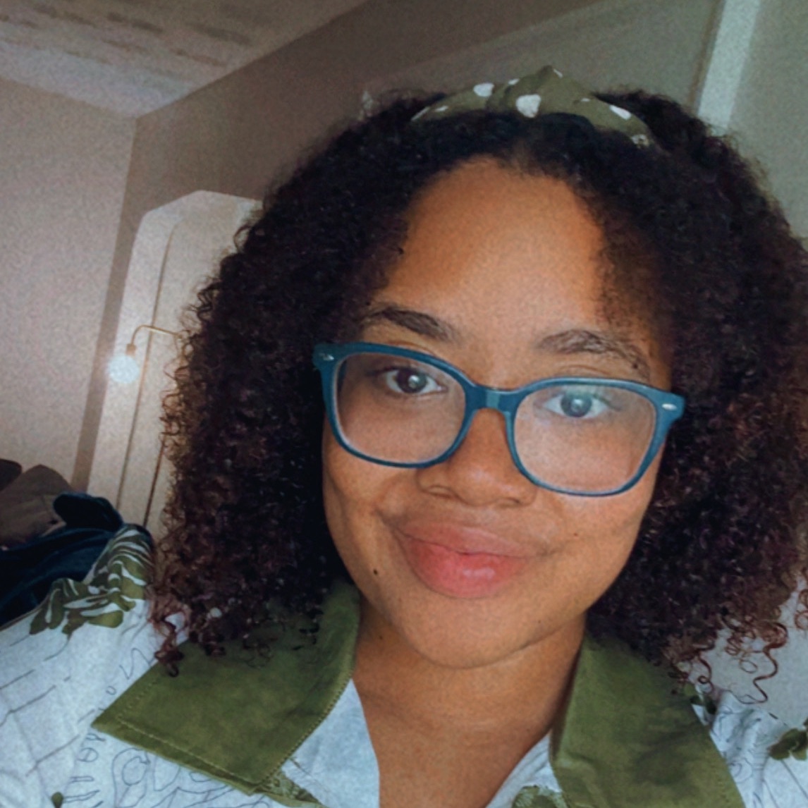 Evanjalees Dennison, UGC creator