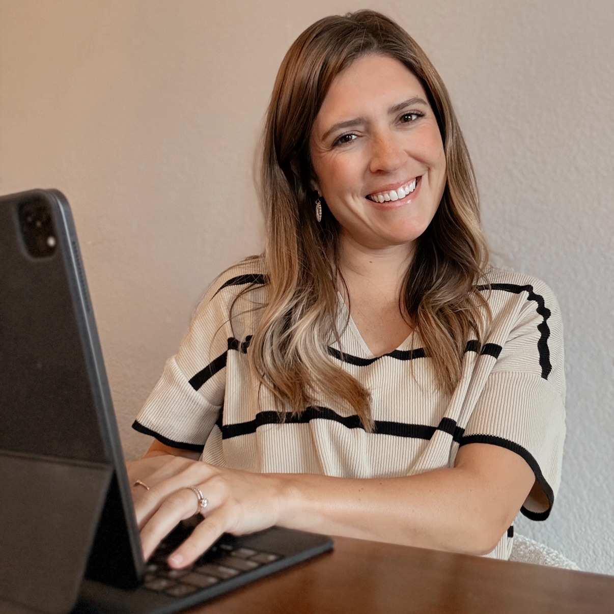 Kas Long, UGC creator