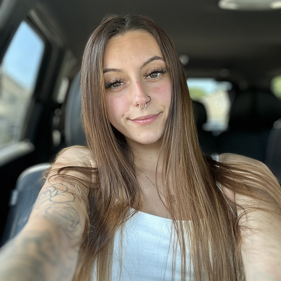 Elexa, UGC creator