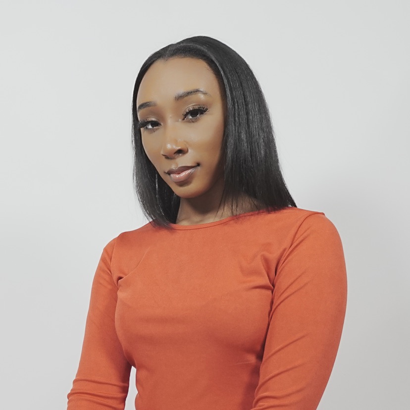 Janiya Elise, UGC creator