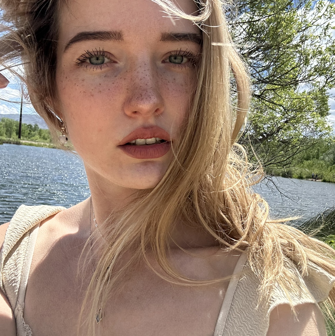 Meghan Travers, UGC creator