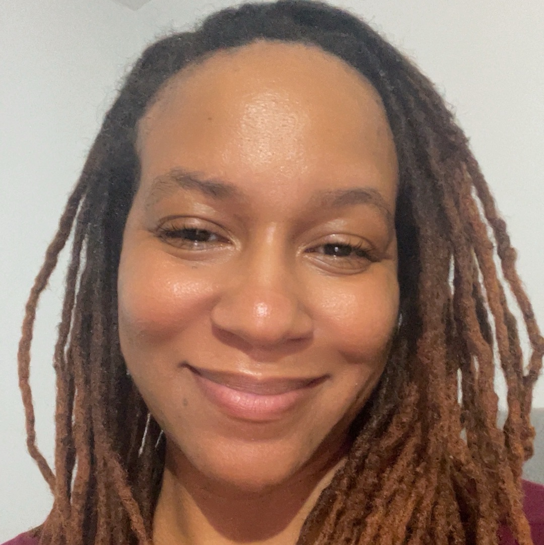 Toni S, UGC creator