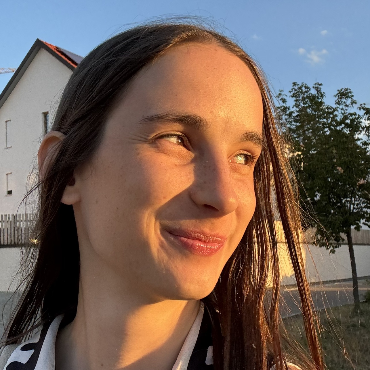 Rosanna Hennersdorf, UGC creator