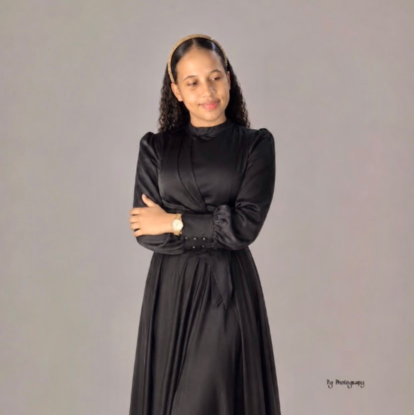 Carolina Michel Ulloa de oleo, UGC creator