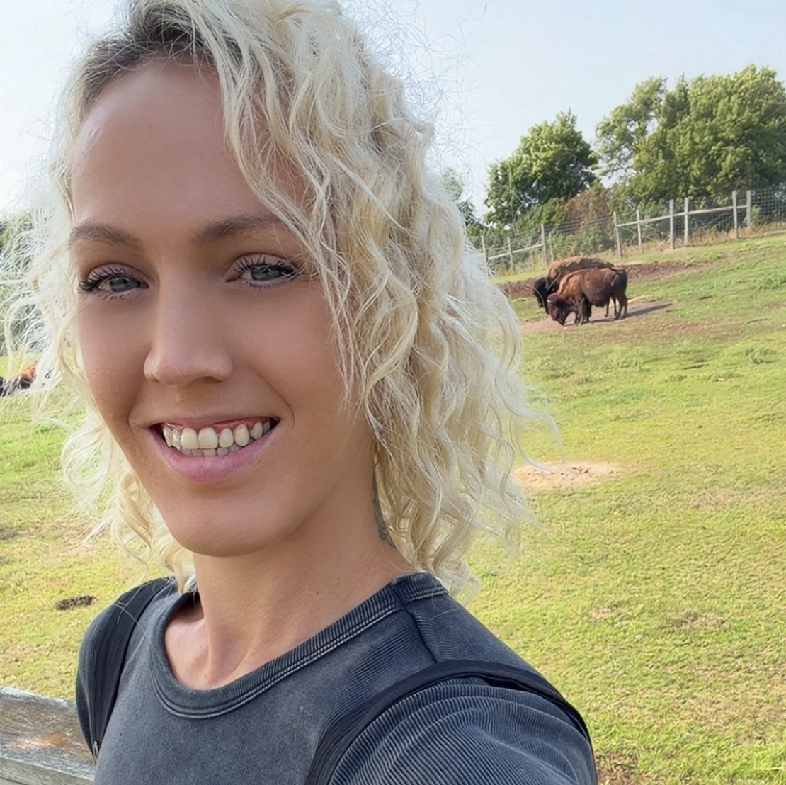 Nicole McCauley, UGC creator
