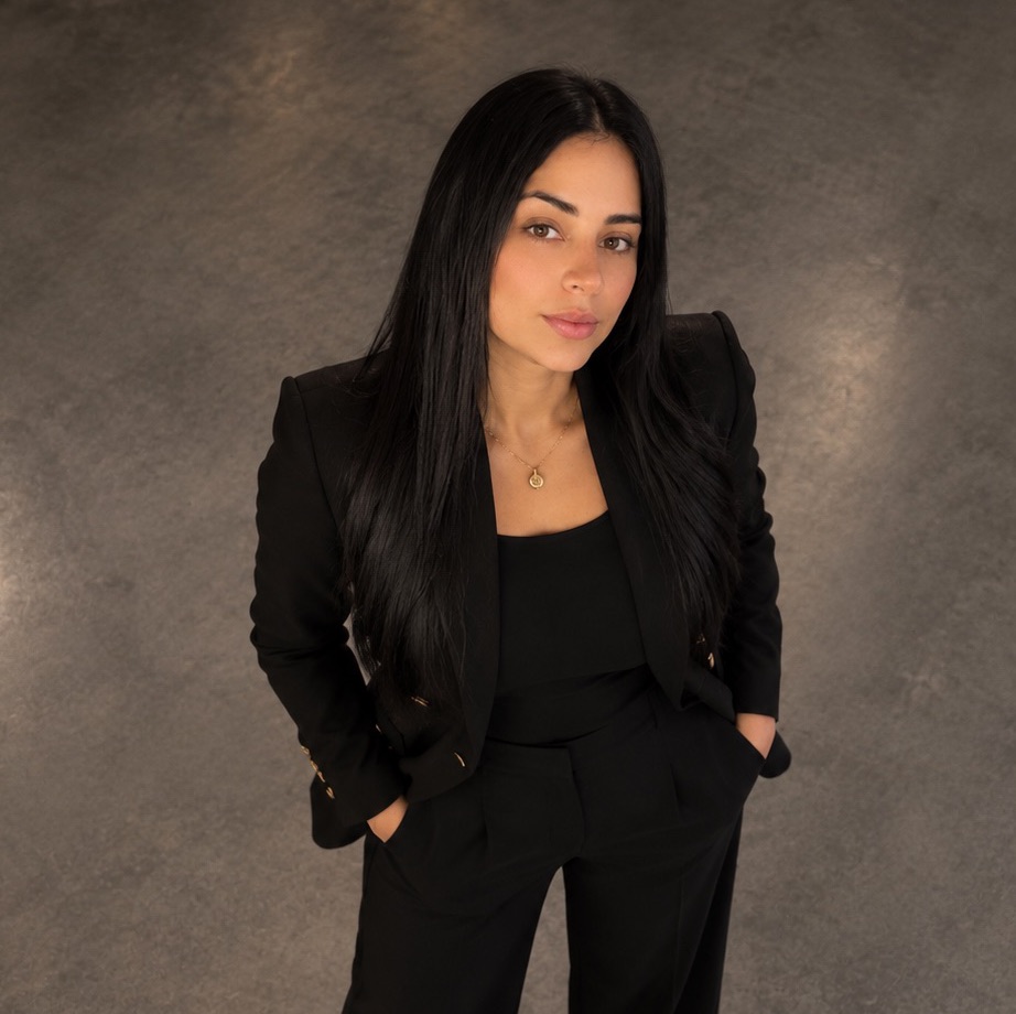 Gabriela, UGC creator
