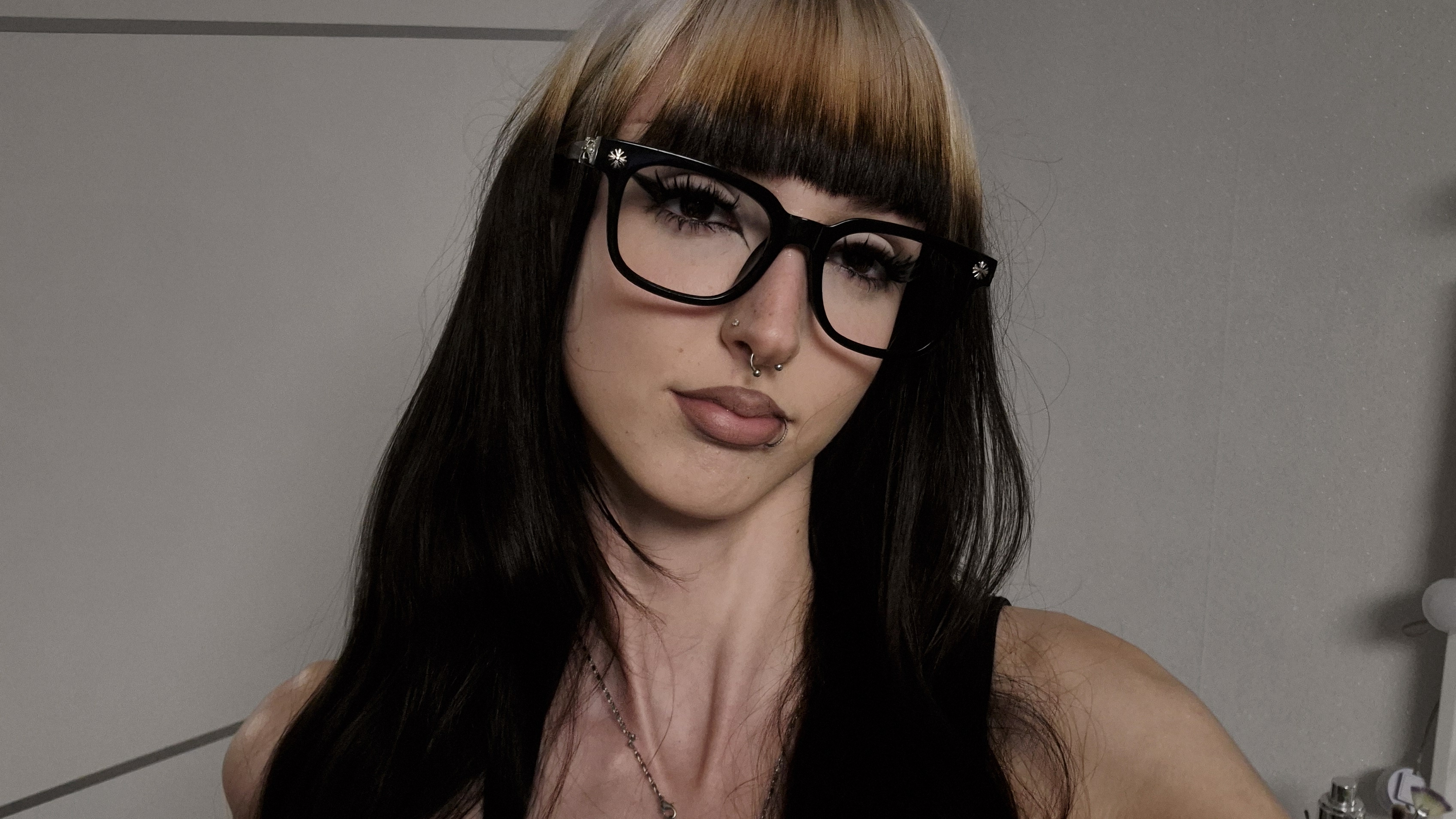 Cicilia Winkel, UGC creator
