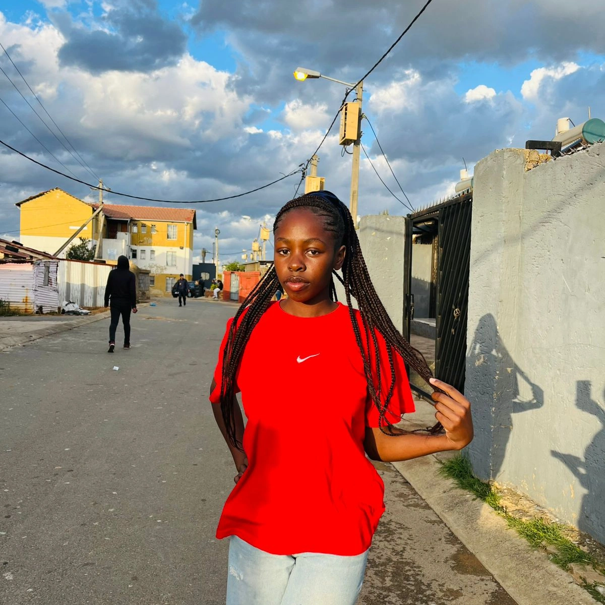 Mbali, UGC creator