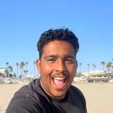Fred Gomes, UGC creator