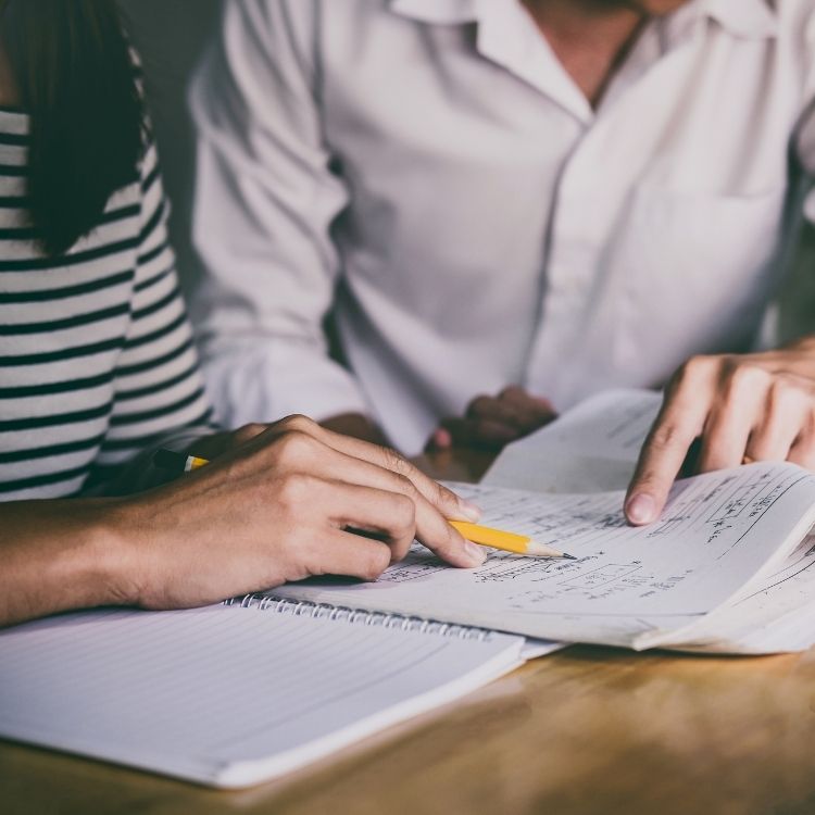 تدریس خصوصی و گروهی