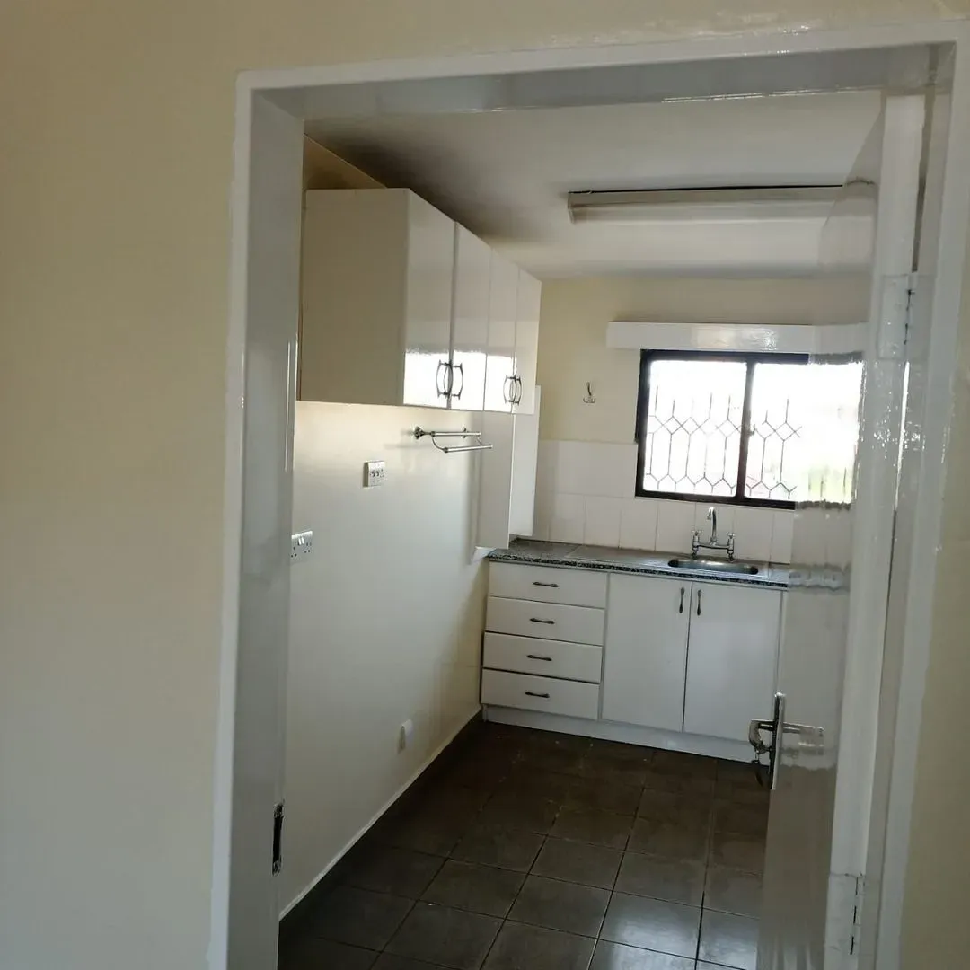 3 bedroom Apartment for rent - Kshs 35,000/mo -  in Embakasi   Nyayo Estate Embakasi Gate A, Nairobi, Kenya, Nairobi - property image 5