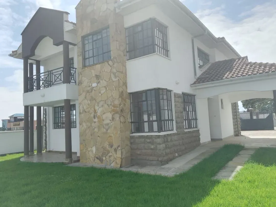 4 bedroom Apartment for sale - Kshs 45,000,000 -  in Karen around Karen Country Club, Nairobi, Kenya, Nairobi - main property image