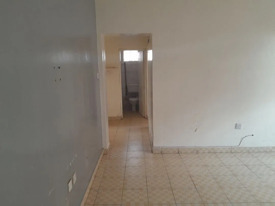 3 bedroom Apartment for rent - Kshs 58,000/mo -  in South C at Five Star Phase 1 Estate, Five Star Road, Nairobi, Kenya, Nairobi - property image 3