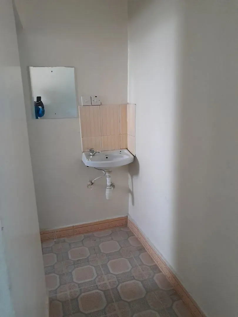 1 bedroom Apartment for rent - Kshs 13,500/mo -  in Kasarani around Sunton Business Centre, Kasarani Mwiki Road, Nairobi, Kenya, Nairobi - property image 9