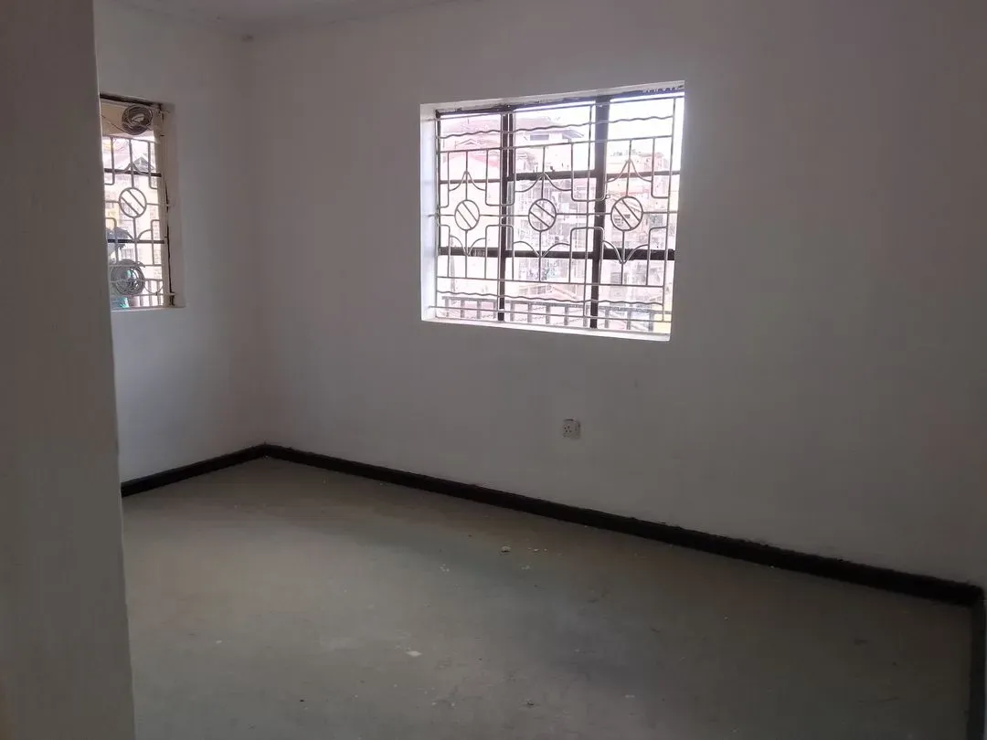 2 bedroom Apartment for rent - Kshs 20,000/mo -  in Donholm   Bespoke Auto Garage, Savannah Road, Nairobi, Kenya, Nairobi - main property image