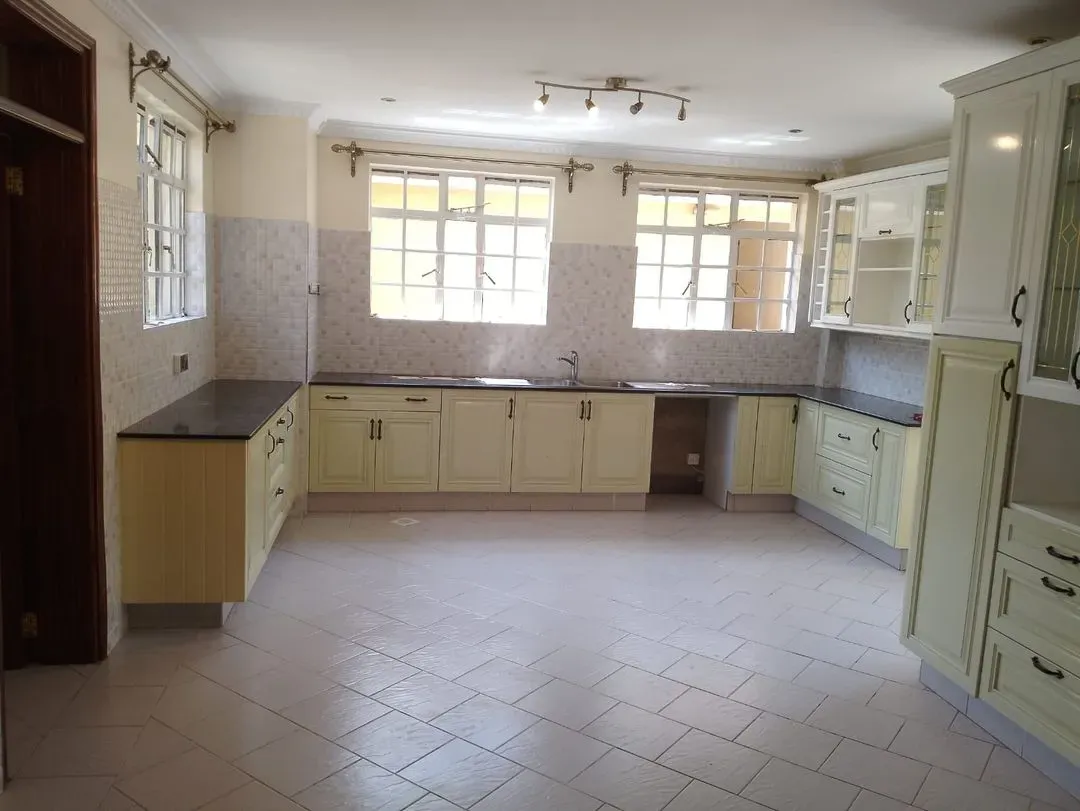 4 bedroom Apartment for sale - Kshs 70,000,000 -  in Karen around Karen Country Club, Nairobi, Kenya, Nairobi - property image 8