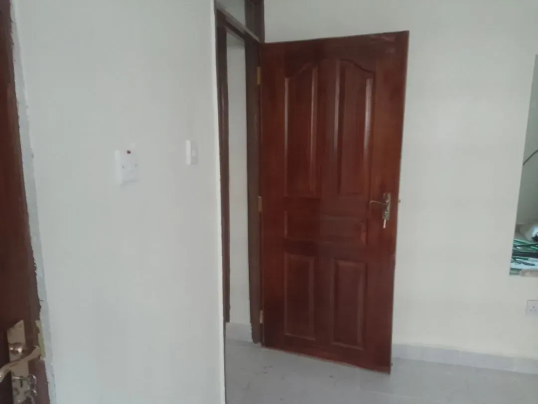 2 bedroom Apartment for rent - Kshs 20,000/mo -  in Kahawa West close to MANHATTAN MEN'S COLLECTIONS, Nairobi, Kenya, Nairobi - main property image