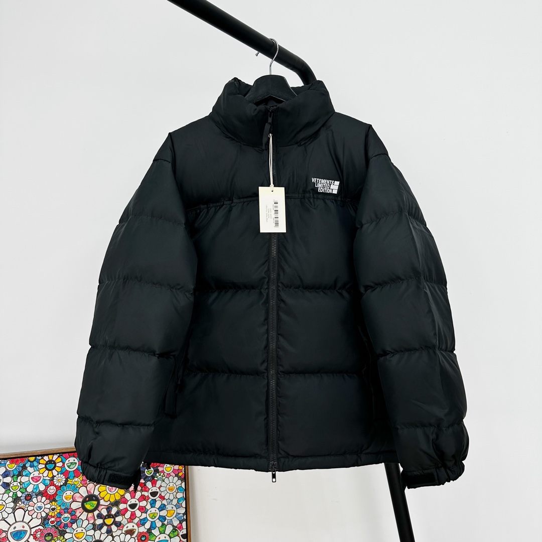 Vetements Puffer Jacket