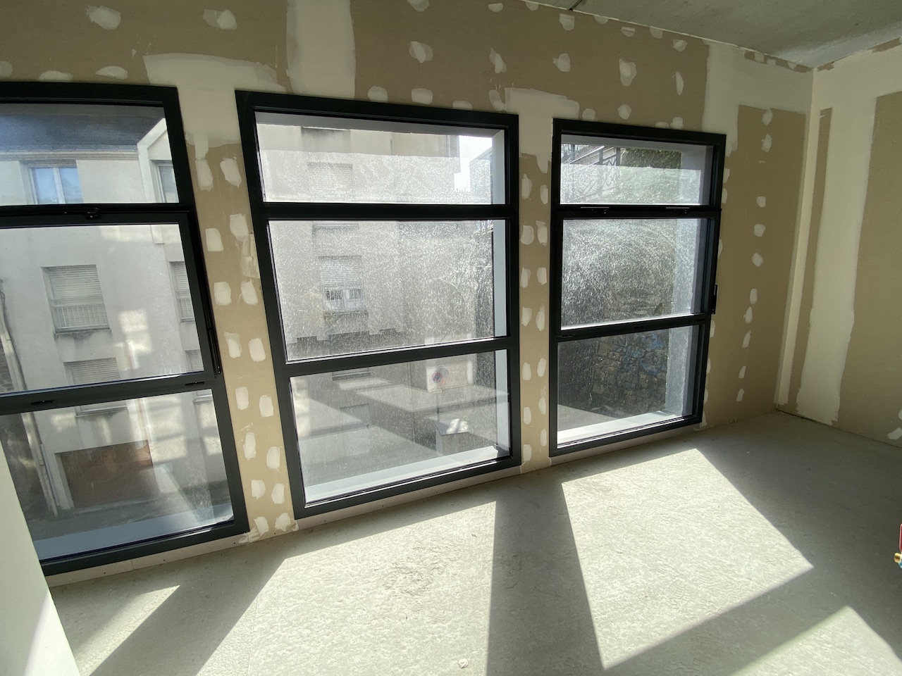 Location pure Local commercial 75 m² Nantes