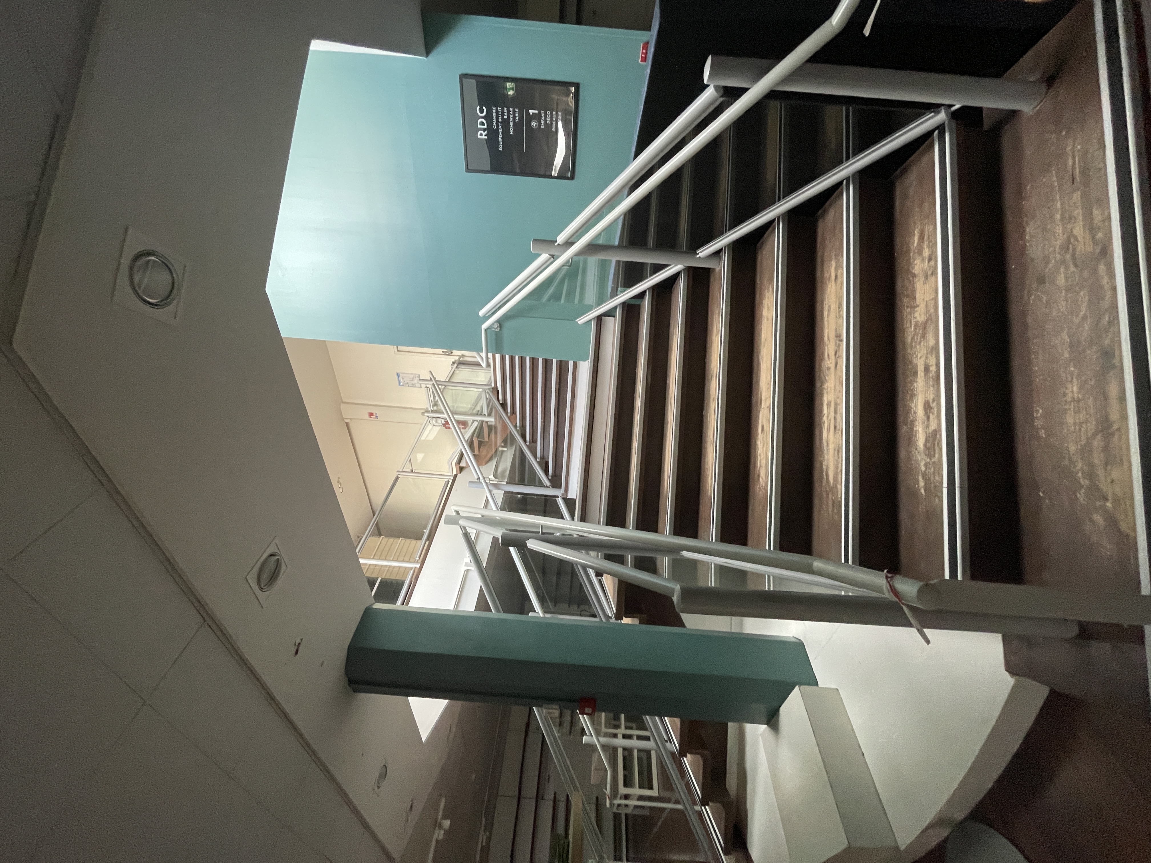 Location pure Local commercial 1 917 m² Brest - 4