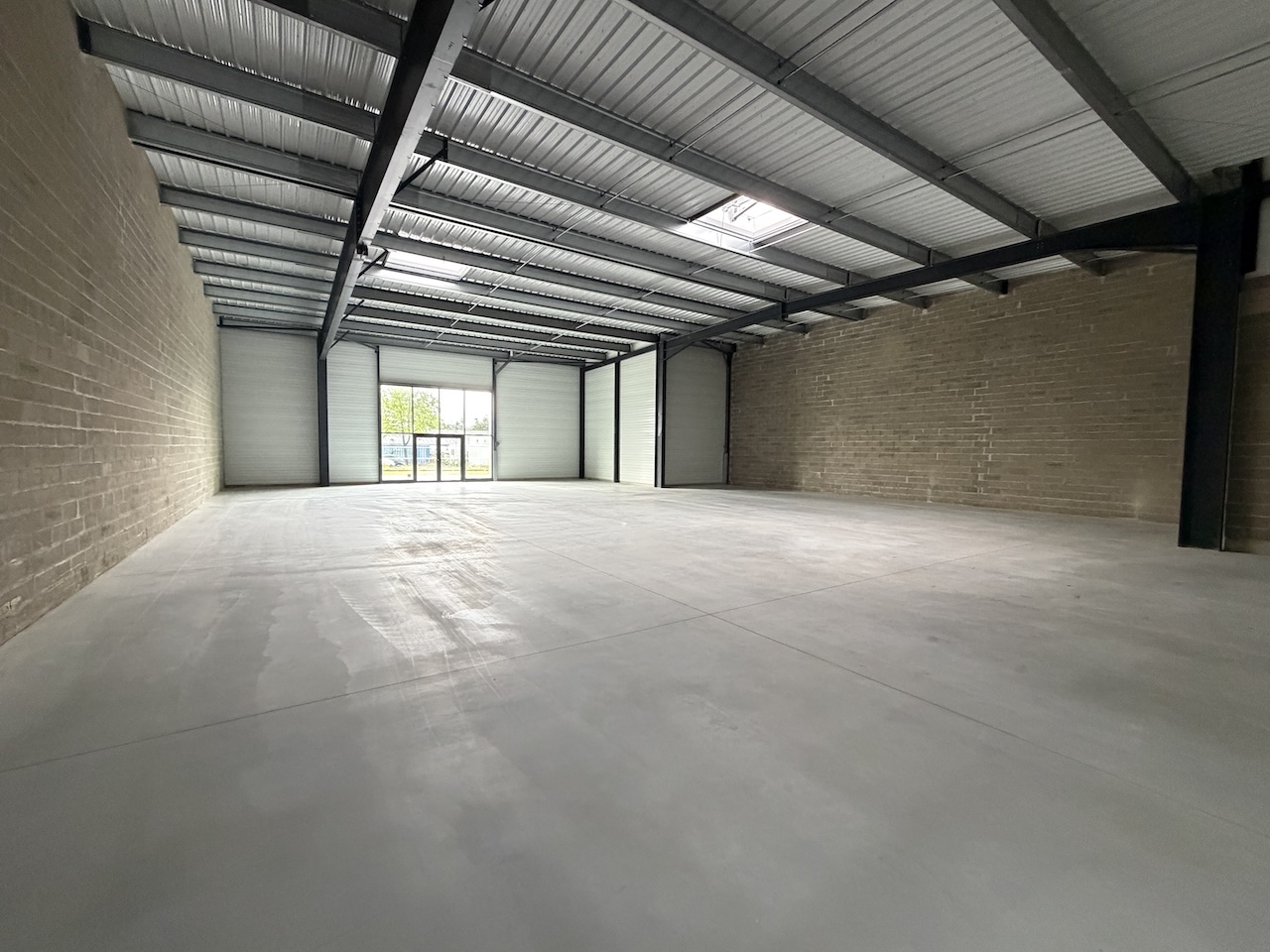 Location pure Local commercial 490 m² La Teste-de-Buch