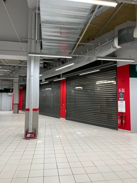 Location pure Local commercial 1 514 m² Millau - 4