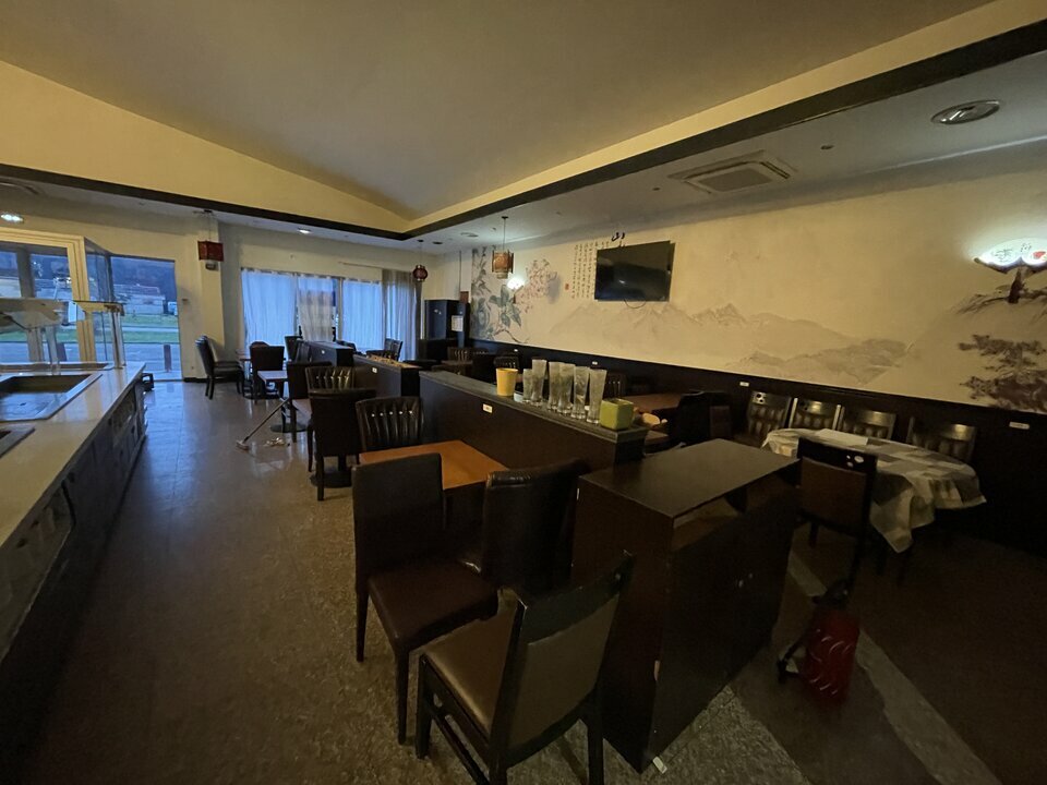 Location pure Local commercial 400 m² Boé - 2