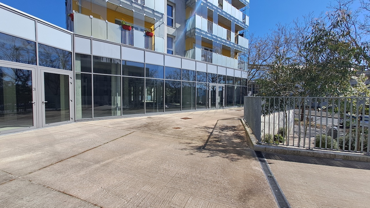 Vente de murs libres Local commercial 576 m² Nantes