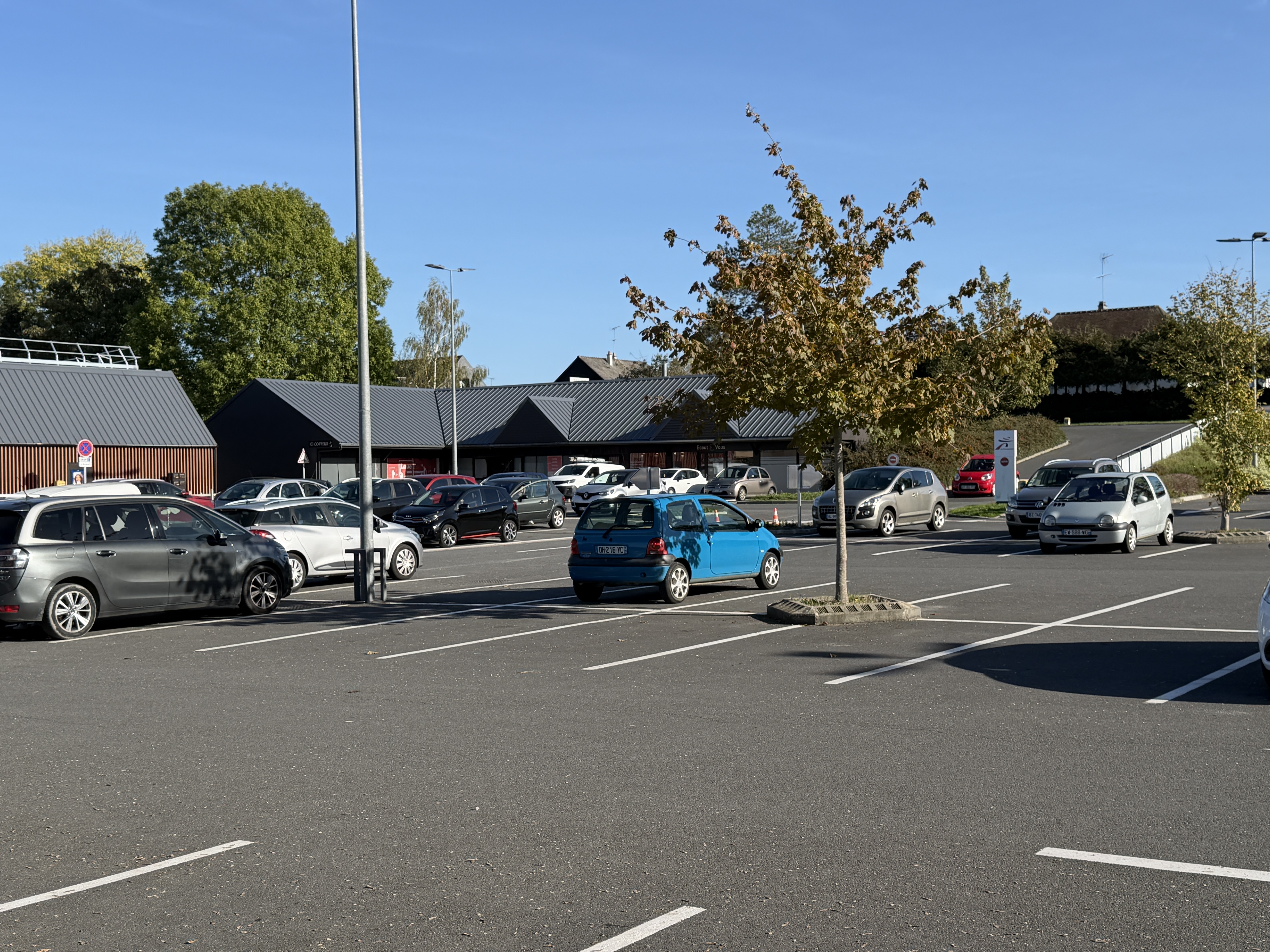 Location pure Local commercial 264 m² Saint-Pierre-en-Auge