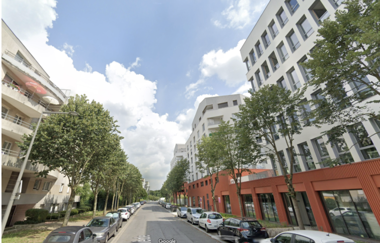 Location pure Local commercial 411 m² Champs-sur-Marne