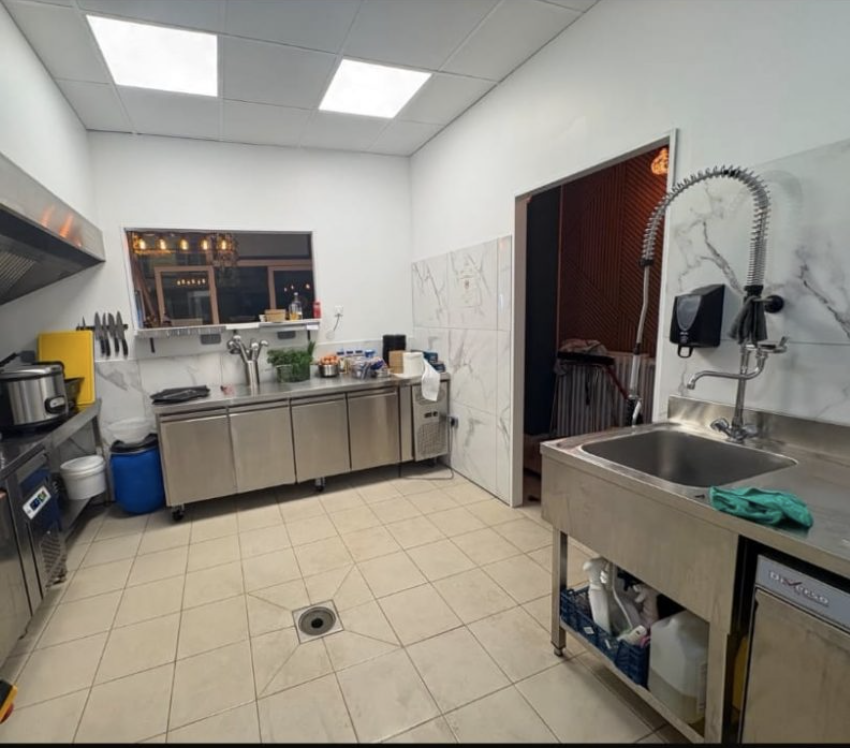 Vente de droit au bail Local commercial 94 m² Nice - 2