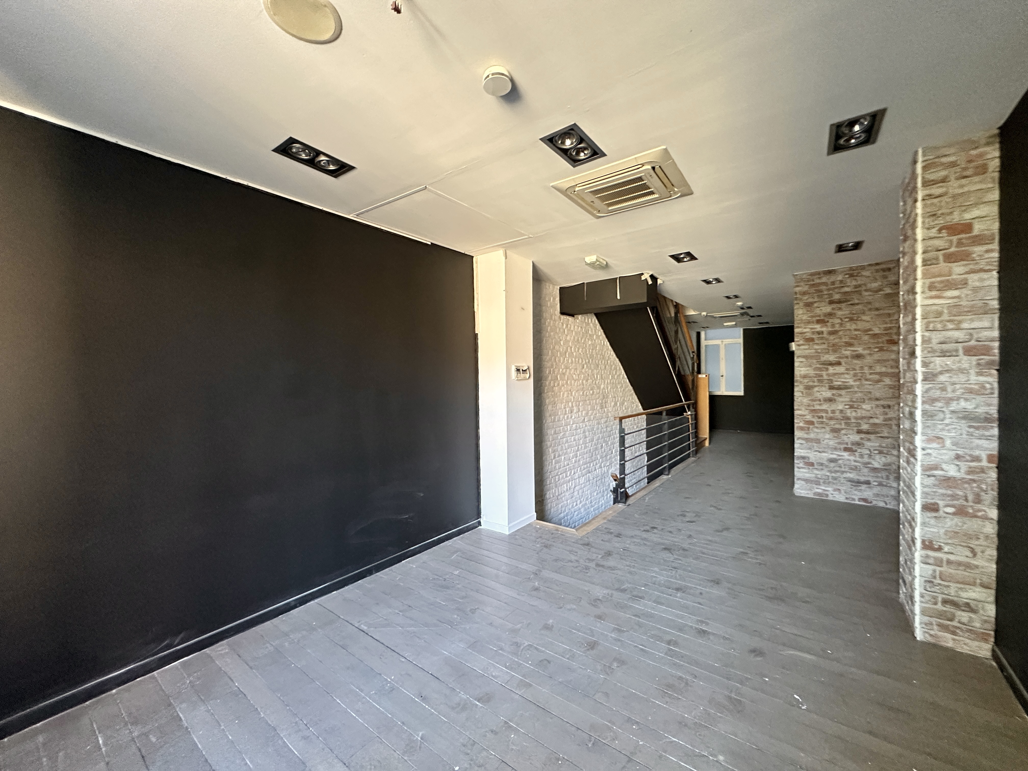 Location pure Local commercial 340 m² Lille - 5