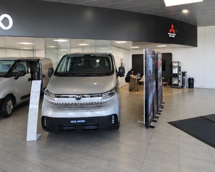 Location Entrepôt 1 251 m² Olivet - 2