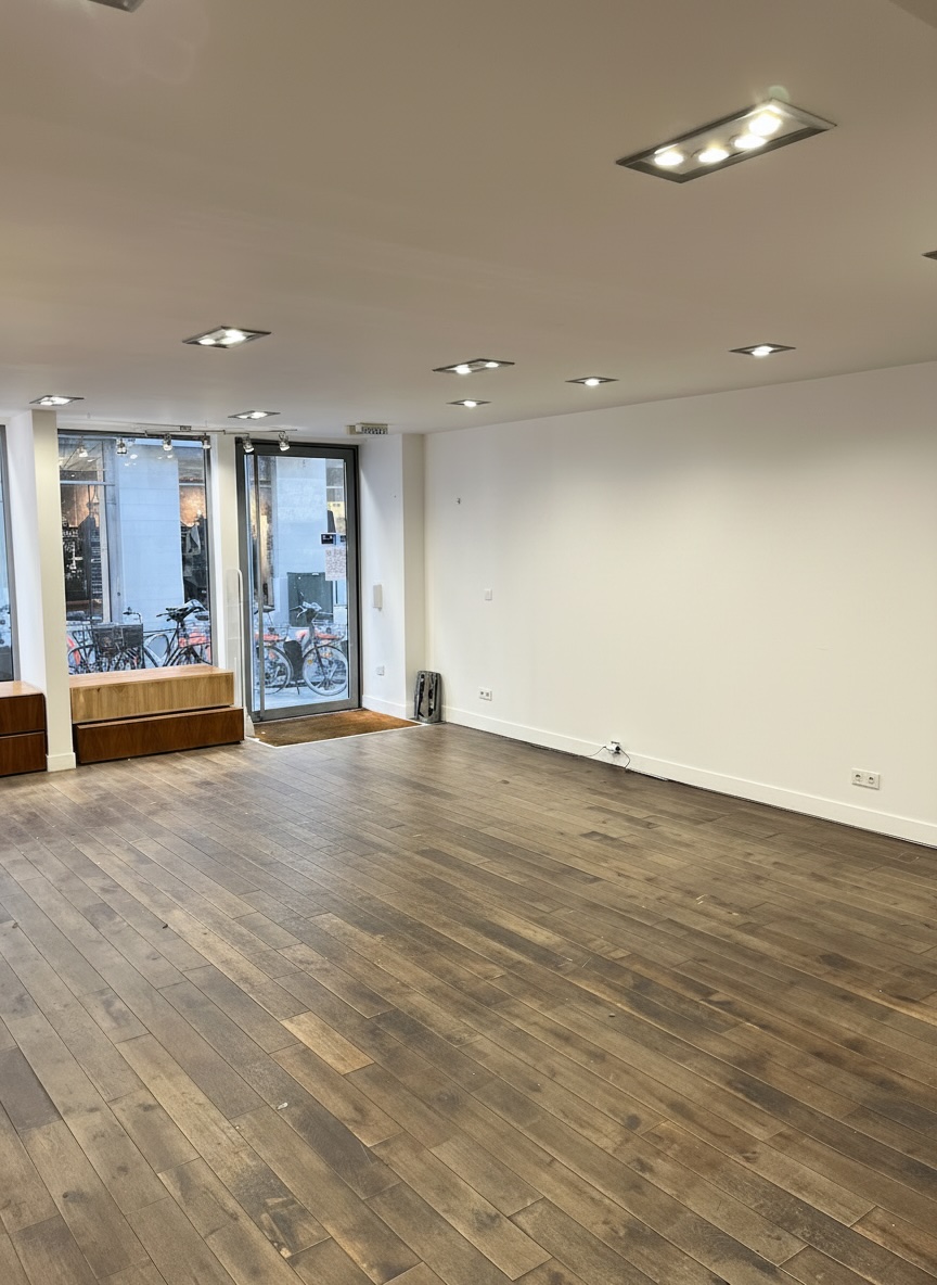 Location pure Local commercial 94 m² Nantes - 2